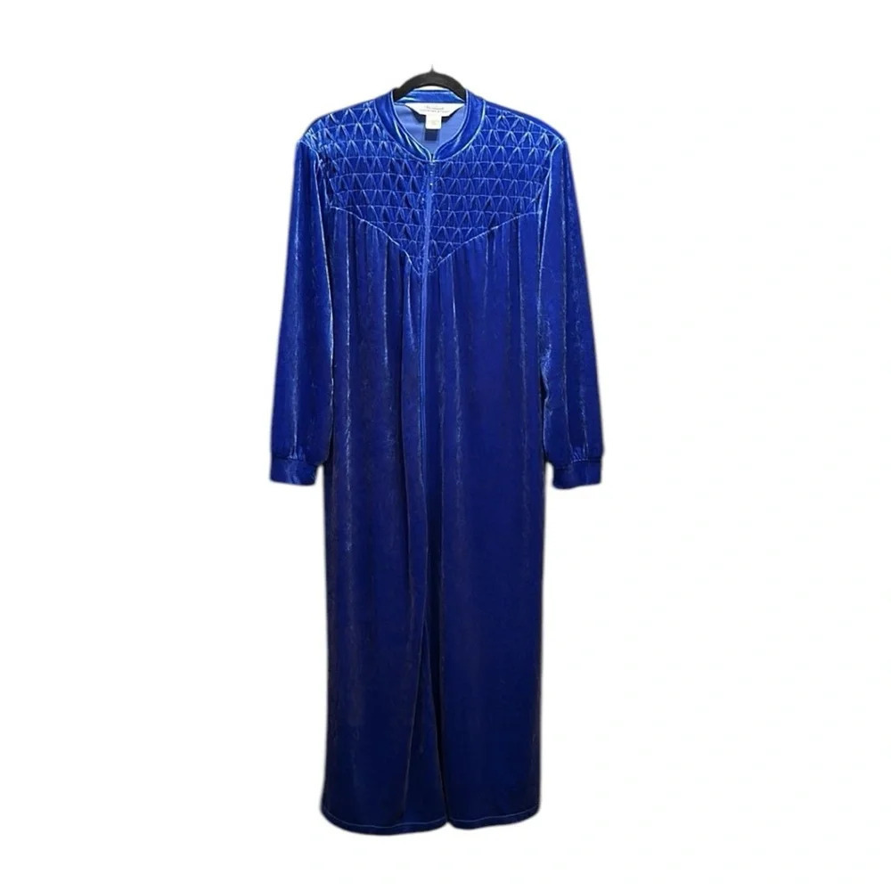 The Vermont Country Store Blue Velour Robe Long Length Crushed Velvet, Small